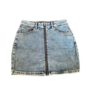 Garage Blue Medium Wash Distressed Zip Front Mini Skirt Size Small